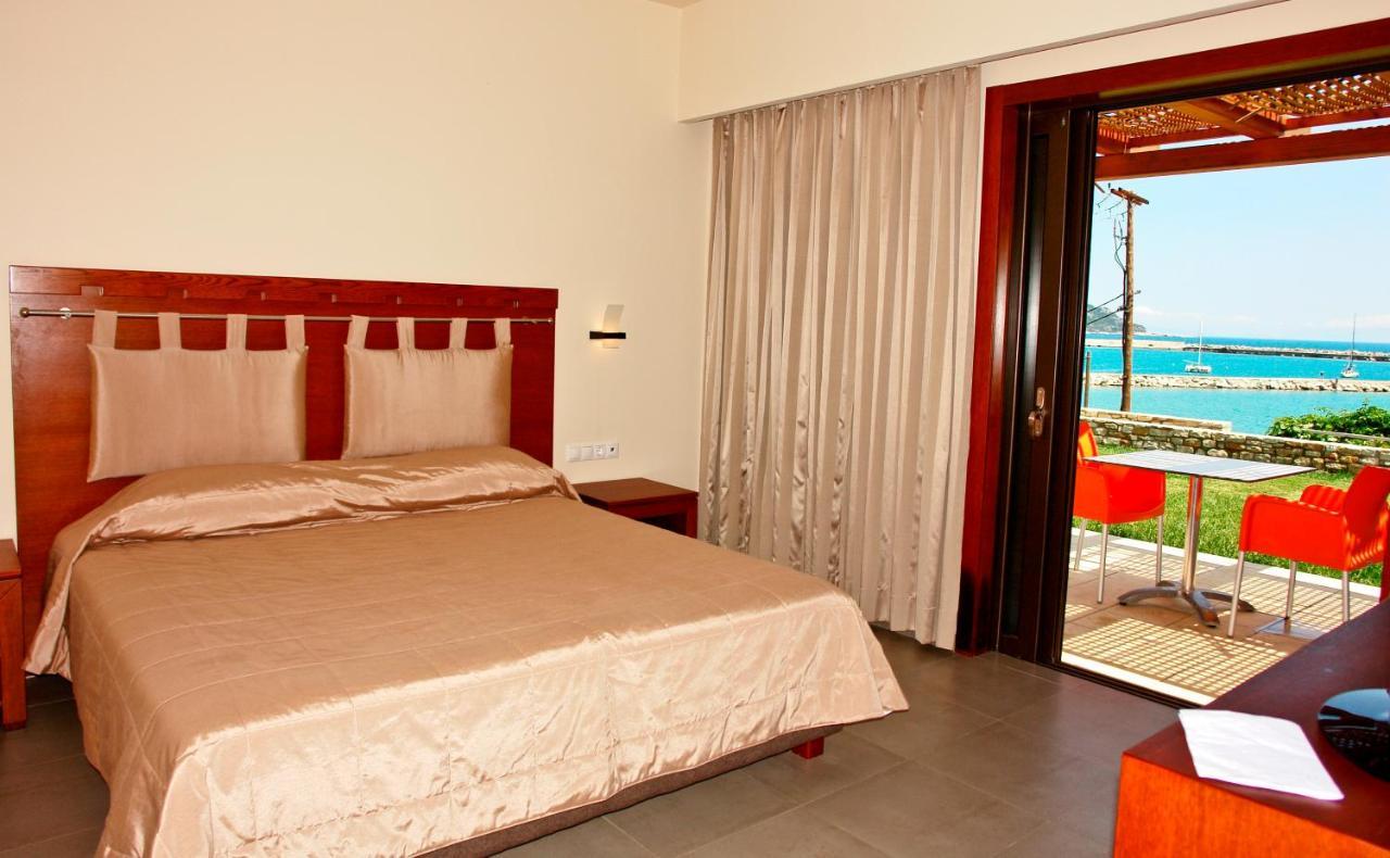 Kymi Palace Luaran gambar